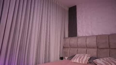 Snapshot of rousse_coup chatting on 07-22-26, 07:16 Rosse and Miller online show from 07-22-26, 07:16