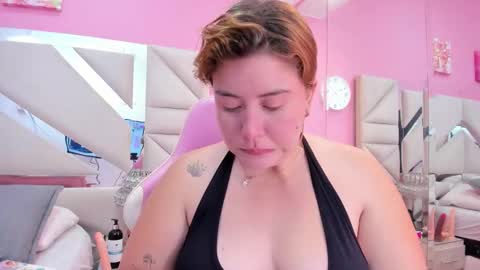 Rousse  online show from 05-25-26, 02:12