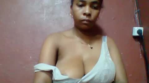 rovaelyah online show from 03-26-26, 05:35