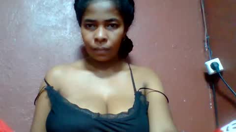 Snapshot of rovaelyah chatting on 04-25-26, 04:48 rovaelyah online show from 04-25-26, 04:48