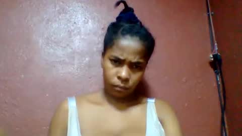 Snapshot of rovaelyah chatting on 05-23-26, 03:38 rovaelyah online show from 05-23-26, 03:38