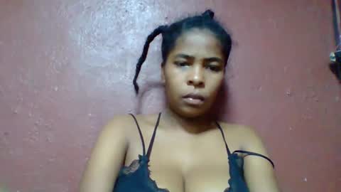 Snapshot of rovaelyah chatting on 05-26-26, 09:16 rovaelyah online show from 05-26-26, 09:16