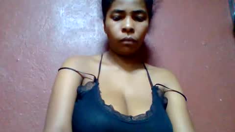 Snapshot of rovaelyah chatting on 06-01-26, 03:30 rovaelyah online show from 06-01-26, 03:30