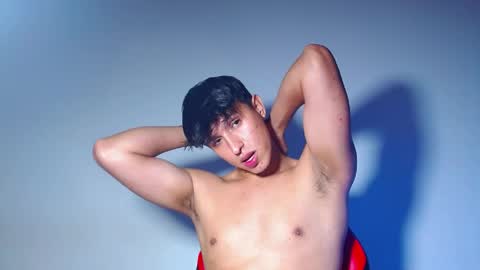 rowanboy23 online show from 04-16-26, 07:31