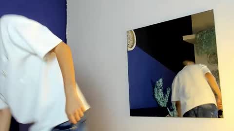 Snapshot of rowancley chatting on 12-05-25, 08:38 Rowan online show from 12-05-25, 08:38