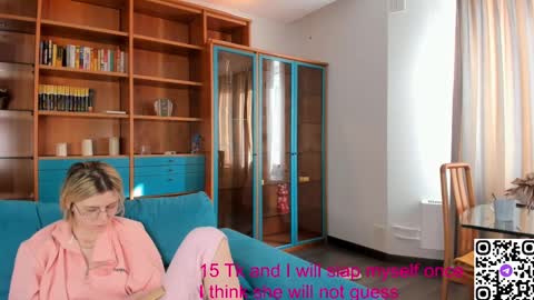 rowenacady online show from 03-04-25, 09:18