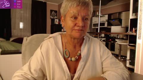 Snapshot of roxana_brooks chatting on 12-11-24, 03:05 Roxana online show from 12-11-24, 03:05