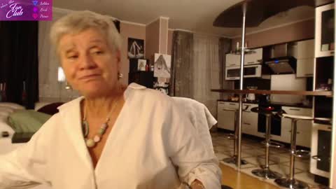 Snapshot of roxana_brooks chatting on 12-11-24, 06:09 Roxana online show from 12-11-24, 06:09