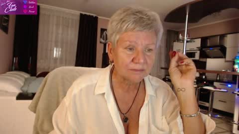 Snapshot of roxana_brooks chatting on 12-28-24, 06:29 Roxana online show from 12-28-24, 06:29