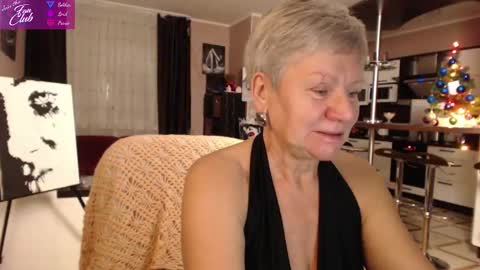 Snapshot of roxana_brooks chatting on 01-07-25, 02:19 Roxana online show from 01-07-25, 02:19