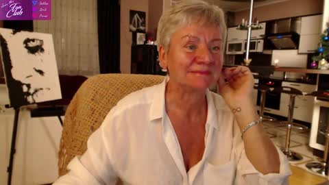 Snapshot of roxana_brooks chatting on 01-08-25, 02:35 Roxana online show from 01-08-25, 02:35