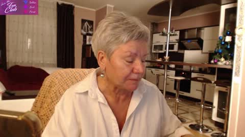 Snapshot of roxana_brooks chatting on 01-11-25, 05:18 Roxana online show from 01-11-25, 05:18