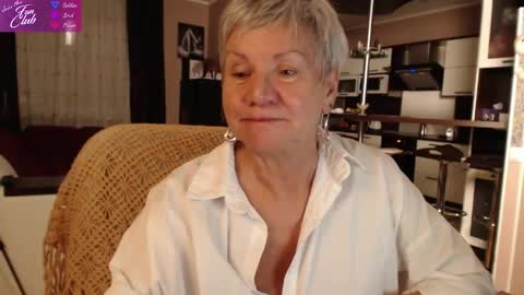 Snapshot of roxana_brooks chatting on 01-14-25, 08:48 Roxana online show from 01-14-25, 08:48