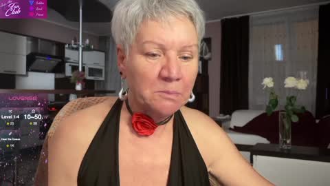 Snapshot of roxana_brooks chatting on 01-31-25, 06:03 Roxana online show from 01-31-25, 06:03