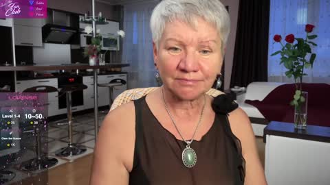 Snapshot of roxana_brooks chatting on 02-01-25, 02:24 Roxana online show from 02-01-25, 02:24