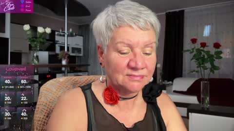 Snapshot of roxana_brooks chatting on 02-02-25, 04:54 Roxana online show from 02-02-25, 04:54