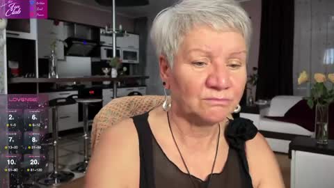 Snapshot of roxana_brooks chatting on 02-12-25, 06:30 Roxana online show from 02-12-25, 06:30