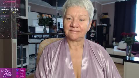 Snapshot of roxana_brooks chatting on 10-02-25, 06:09 Roxana online show from 10-02-25, 06:09