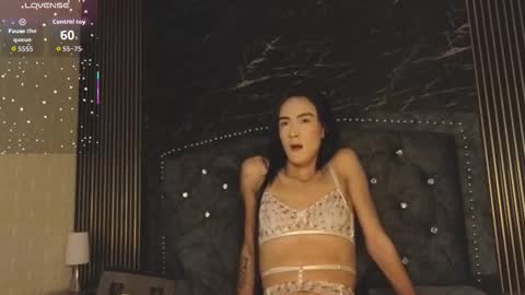 roxana_scottt online show from 11-06-25, 12:17