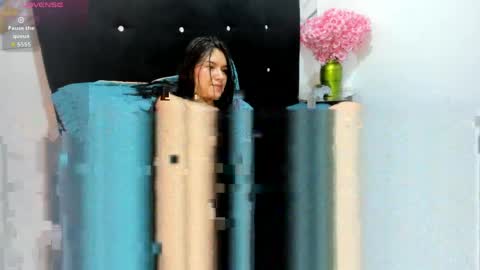 Snapshot of roxanaborns chatting on 05-11-26, 04:04 roxanaborns online show from 05-11-26, 04:04