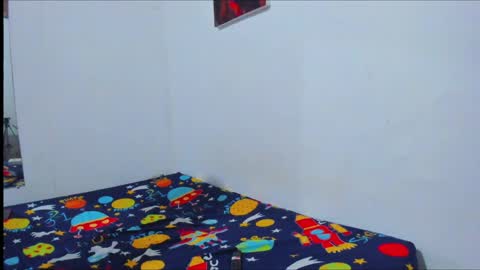 Snapshot of roxanajames__ chatting on 06-01-26, 03:36 roxy online show from 06-01-26, 03:36