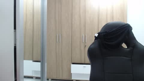 Roxana online show from 02-10-25, 04:30