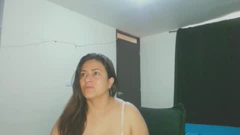 roxanasexy2025 online show from 10-02-25, 12:12