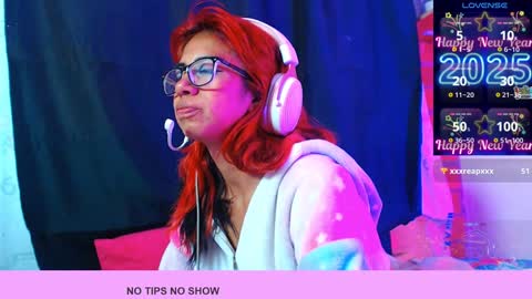 Snapshot of roxanbunny chatting on 01-09-25, 06:06 roxxy online show from 01-09-25, 06:06