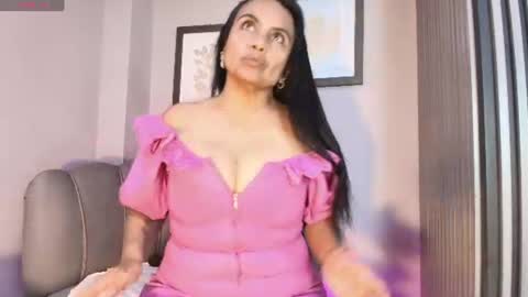  Roxanna  online show from 06-18-26, 03:07