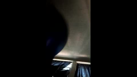 Snapshot of roxanneroulette chatting on 05-13-26, 10:06 Silver online show from 05-13-26, 10:06