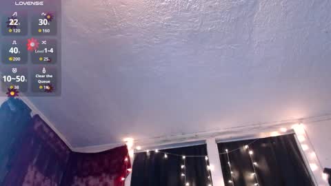 Snapshot of roxanneroulette chatting on 07-11-26, 02:58 Silver online show from 07-11-26, 02:58