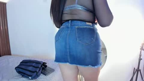 Roxie  online show from 02-28-26, 12:06