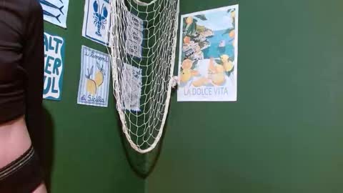 Roxie online show from 10-05-25, 02:21