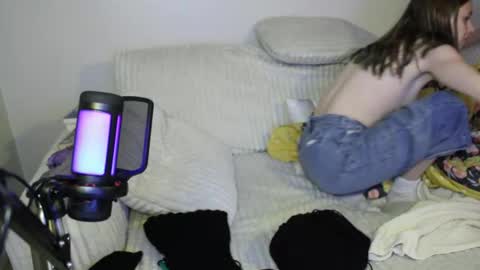 roxie online show from 12-13-25, 07:53