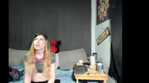 roxihazeleyes online show from 04-09-26, 06:19