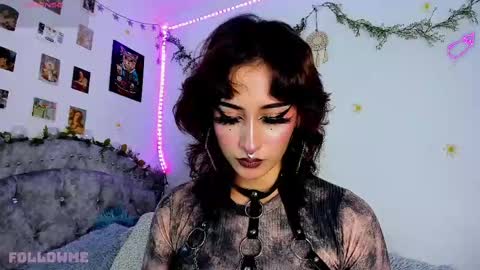 Snapshot of roxxystar_ chatting on 03-10-25, 02:06 Roxxane online show from 03-10-25, 02:06