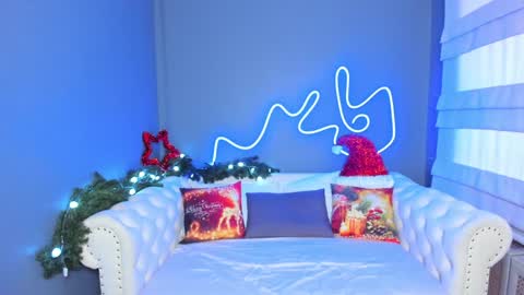 Snapshot of roxy_mars chatting on 12-29-24, 05:21 Roxy online show from 12-29-24, 05:21
