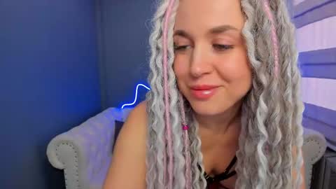 Snapshot of roxy_mars chatting on 02-13-25, 07:56 Roxy online show from 02-13-25, 07:56