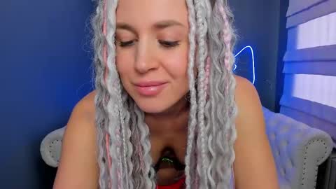Snapshot of roxy_mars chatting on 02-17-25, 05:14 Roxy online show from 02-17-25, 05:14