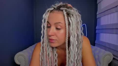Snapshot of roxy_mars chatting on 03-06-25, 01:58 Roxy online show from 03-06-25, 01:58