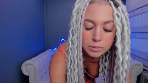 Snapshot of roxy_mars chatting on 03-10-25, 01:12 Roxy online show from 03-10-25, 01:12