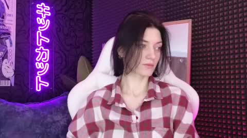 Snapshot of roxy_riot_ chatting on 03-10-25, 01:23 roxy_riot_ online show from 03-10-25, 01:23