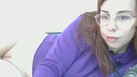 Snapshot of roxy_secrets chatting on 10-02-25, 10:33 roxy secrets online show from 10-02-25, 10:33