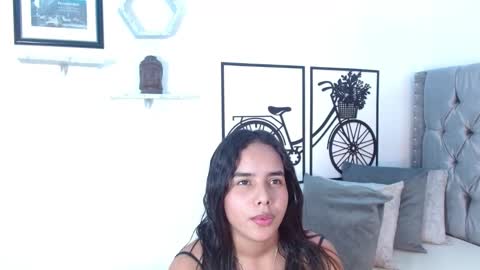 roxy_stone1 online show from 01-31-25, 07:29