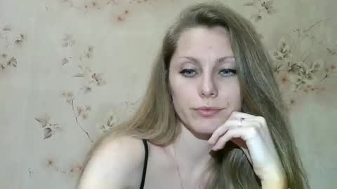 roxyfox18x01 online show from 03-30-26, 07:48