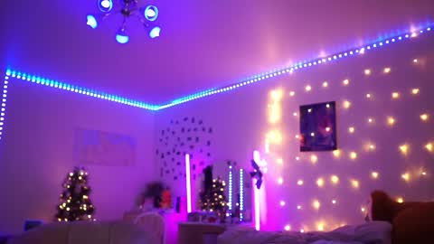 roxysuh online show from 12-12-24, 10:45