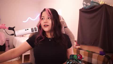 roxysuh online show from 09-27-25, 07:13