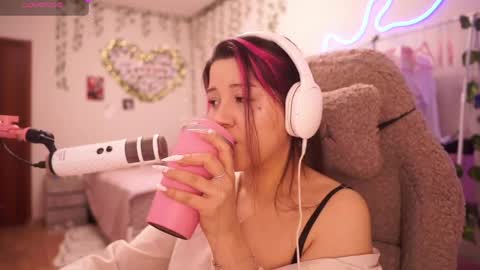 roxysuh online show from 05-31-26, 07:37
