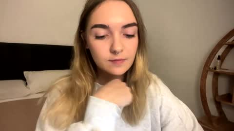 Roxy online show from 04-09-26, 02:22