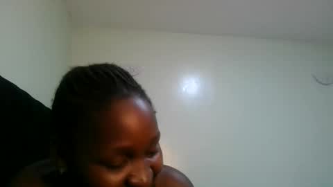 Snapshot of royal_goddes chatting on 05-22-26, 08:25 goddes online show from 05-22-26, 08:25